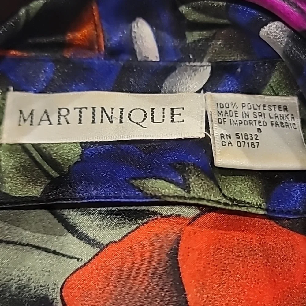 Martinique Floral Shawl Collar Pullover With Faux Button Font Gem Colors 8 - Picture 7 of 9